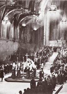 Giorgio V in stato a Westminster Hall, 1936 da English Photographer