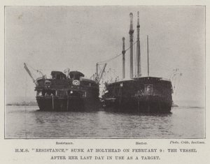 HMS Resistance, affondata a Holyhead il 9 febbraio, la nave dopo il suo ultimo giorno di utilizzo come bersaglio