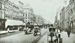 John Lewis, Oxford Street, Westminster LB: vista verso est da Oxford Circus, 1890 da English Photographer
