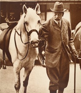 Re Giorgio e il suo pony preferito Jock, anni 