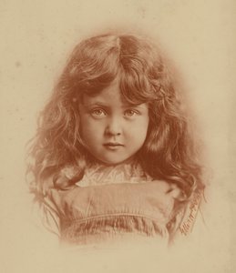 Bambina da English Photographer