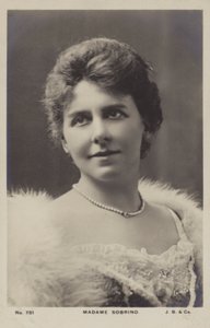 Luisa Sobrino, soprano da English Photographer