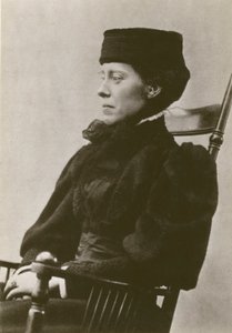Mary Kingsley, ritratto, seduta, con cappello da English Photographer