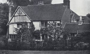 Cottage di Milton a Chalfont St Giles, Buckinghamshire, dove soggiornò durante la peste di Londra (foto b/n) da English Photographer