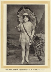 Miss Jessie Preston, come Robinson Crusoe, al Grand Theatre, Islington