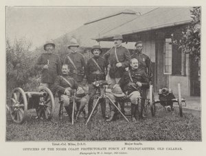 Ufficiali della forza di protezione della costa del Niger al quartier generale, Old Calabar da English Photographer