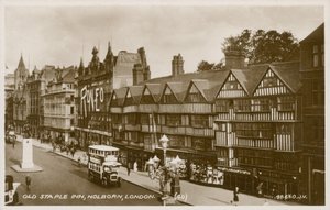 Vecchio Staple Inn, Holborn, Londra da English Photographer