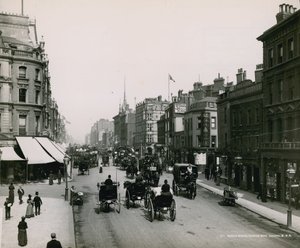 Oxford Street, Londra, guardando a est da English Photographer