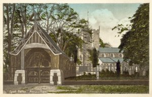 Chiesa di Penwortham e cancelli lych da English Photographer