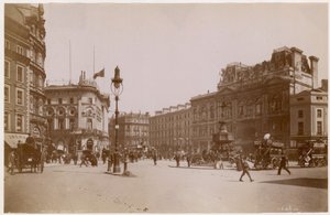 Piccadilly Circus, Londra da English Photographer