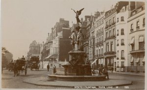 Fontana dei Poeti, Park Lane, Londra da English Photographer