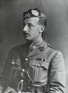 Ritratto del capitano Arthur Henderson VC, 2nd Battalion Argyll and Sutherland Highlanders, 1915 da English Photographer