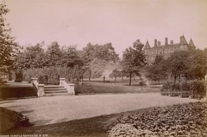 Cartolina con i giardini della Inner Temple da English Photographer