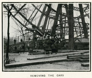 Rimozione della Grande Ruota a Earls Court, Londra; rimozione delle cabine; da The Sphere, 13 aprile 1907 da English Photographer