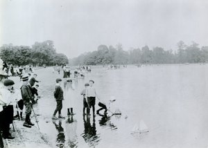 Round Pond, Kensington Gardens