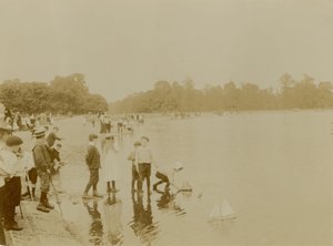 Round Pond, Kensington Gardens, Londra