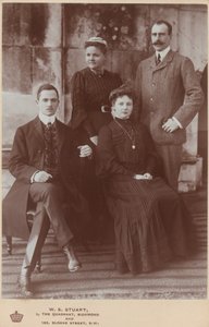 Gruppo reale con Vittoria, Principessa Reale da English Photographer