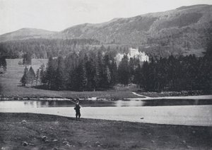 Scozia: Invercauld, dal Fiume da English Photographer