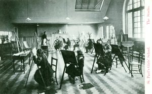 Scuola femminile di San Paolo, lo Studio da English Photographer