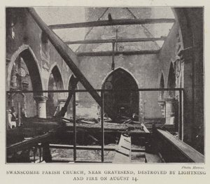 La chiesa parrocchiale di Swanscombe, vicino a Gravesend, distrutta da fulmini e incendi il 14 agosto