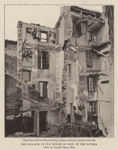 Il crollo delle vecchie case a Biot, nella Riviera da English Photographer
