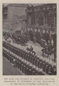 Il Duca e la Duchessa di Cornovaglia e York si recano a pranzo alla mensa dei Royal Fusiliers, Gibilterra da English Photographer
