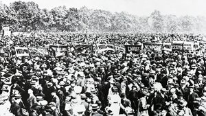 La grande dimostrazione per il voto alle donne a Hyde Park, domenica 12 giugno 1908 da English Photographer