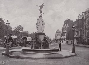 La Fontana Memoriale in Park Lane da English Photographer