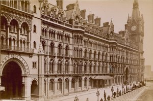 Midland Grand Hotel, Stazione Ferroviaria Midland, Euston Road, Londra da English Photographer