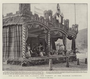 La regina e i clan, Sua Maestà al raduno di Braemar da English Photographer