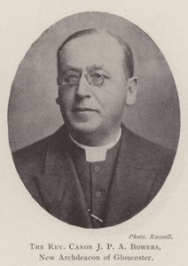 Il reverendo canonico J P A Bowers, nuovo arcidiacono di Gloucester da English Photographer