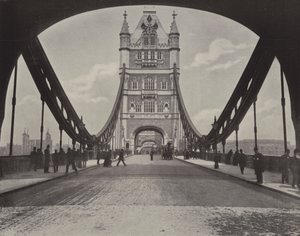 Il Tower Bridge (foto b/n)