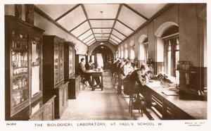 Il laboratorio biologico della St Pauls School