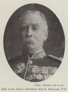 Il defunto Tenente Generale Sir G Graham, VC da English Photographer