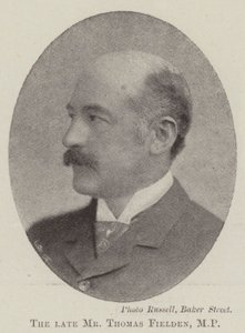 Il defunto Signor Thomas Fielden, MP da English Photographer