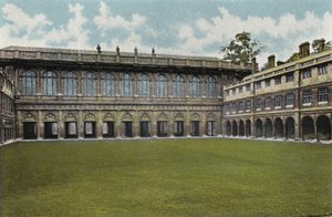 Trinity College, Chiostri o Corte di Neville