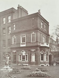 Vista della casa del giardino di Clements Inn, 1885 da English Photographer