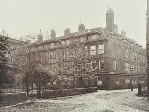Vista di Clifford Inn, Città di Londra, 1885 da English Photographer