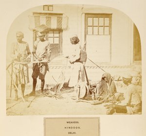 Tessitori, indù, Delhi, da The People of India, di J. Forbes Watson, pubblicato 1868 (albumen print)