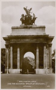 Arco di Wellington e il Gruppo di Statue della Quadriga da English Photographer