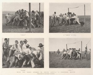 Con le guardie scozzesi in Sudafrica, una partita di calcio da English Photographer
