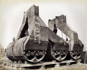 Cantiere n. 647, Baikal. Mostra alcune delle caldaie e delle prese dei camini per il traghetto rompighiaccio Baikal da English Photographer