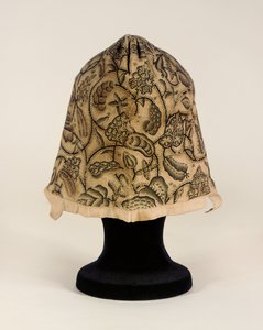 Un raffinato copricapo in blackwork, 1620-40 da English School