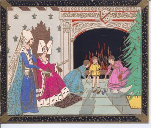Biglietto di Natale francese pochoir colorato a mano di dame medievali con cappelli a farfalla e bambini davanti a un grande camino che scaldano le scarpe, circa 1920 da English School