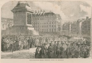 Pensionati di Chelsea che si uniscono alla processione da English School