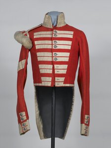 Giubba da cerimonia completa del caporale, 2° Reggimento Europeo, Leggero, Bombay, c.1850 da English School