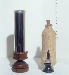 Thermos a vuoto di Dewar, fine XIX secolo