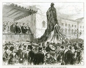 Disraeli che svela la statua del defunto Lord Derby in Parliament Square, Westminster da English School
