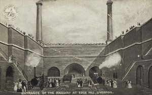 Ingresso della ferrovia a Edge Hill, Liverpool da English School
