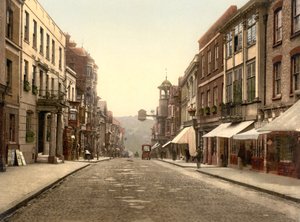 High Street, Guildford da English School
